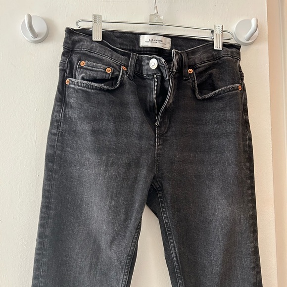 Zara Crop and Flare Jeans - Picture 6 of 7